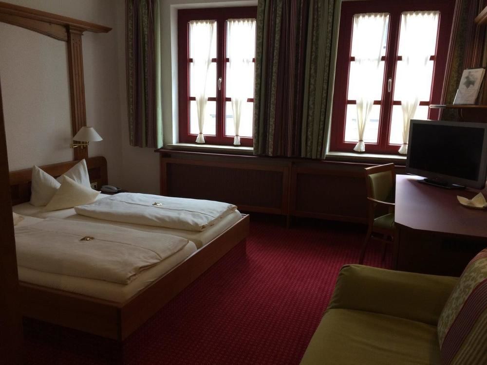 Augsburger Hof Hotel 4*